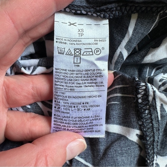 Gap Tropical Print Jumpsuit - Picture 10 of 10